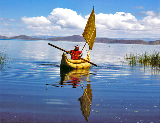 Kayaking and sailing adventures on Lake Titicaca - Peru Tour Packages - Dive Discovery