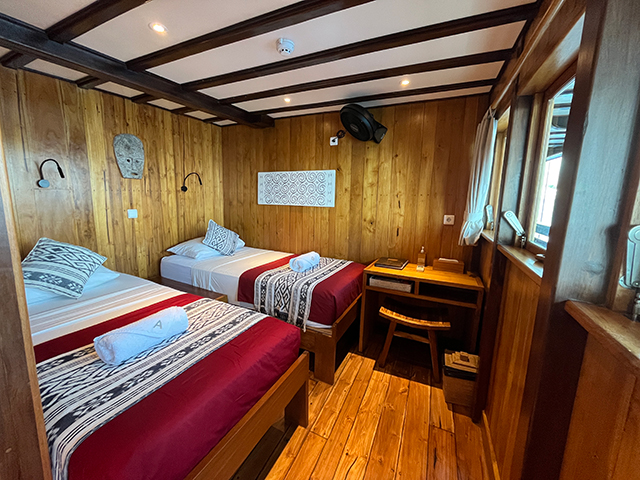 Upper Deck Cabin - MSV Amira - Indonesia Liveaboard
