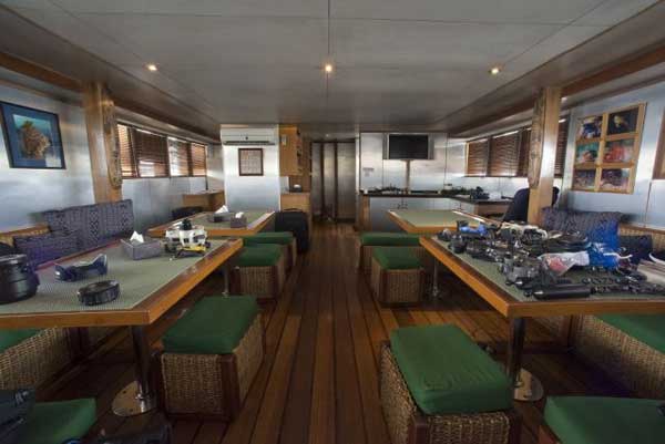 Archipelago Adventurer I & II - Indonesia Liveaboards