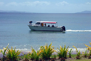Dive boat - Aroha Taveuni Resort - Fiji Dive Resorts