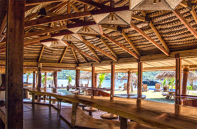 Dining area - Barefoot Kuata Island - Fiji Dive Resorts