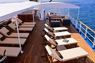 Sun deck - Celebrity Xperience - Galapagos Liveaboards - Dive Discovery Galapagos