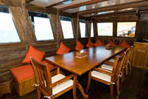 Dive Damai - Indonesia Liveaboards