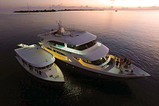 Dhoni tender - MV Emperor Voyager - Maldives Liveaboards