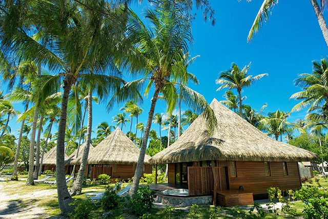Beach Bungalows - Hotel Kia Ora Resort and Spa - Tahiti Dive Resorts  - Dive Discovery Tahiti