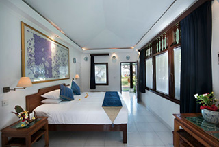 Room interior - Lotus Bungalows  - Indonesia Dive Resorts