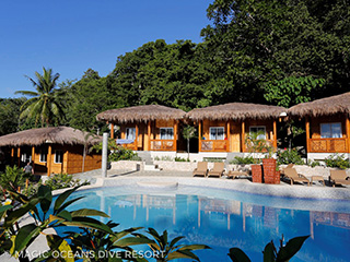 Pool & Bungalows - Magic Oceans Dive Resort - Philippines Dive Resorts