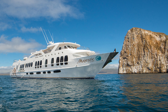 Majestic  Explorer - Galapagos Liveaboards - Dive Discovery Galapagos