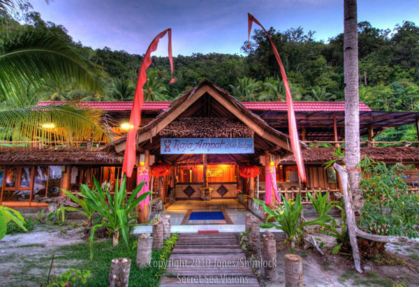 Raja Ampat Dive Lodge - Indonesia Dive Resorts - Dive Discovery Indonesia