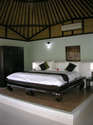 Angel Island Bidadari - Reefseekers Diving & Accommodation in Komodo National Park