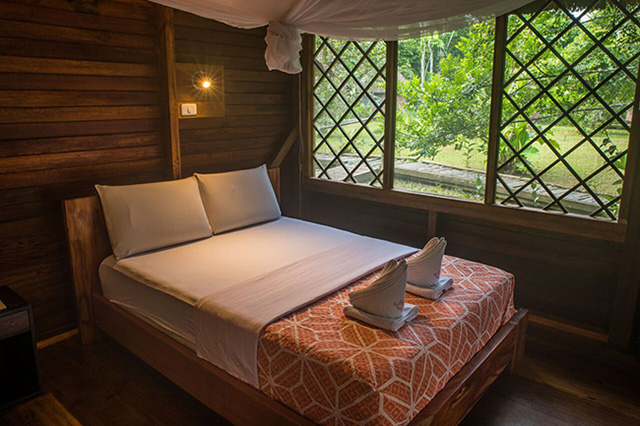 Bedroom - Sani Lodge - Ecuador Resorts & Eco Lodges
