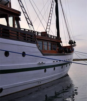 Tambora - Indonesia Live aboards