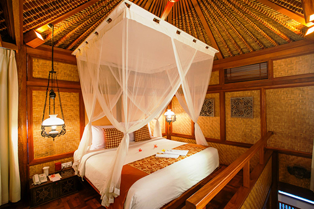 Bedroom - Two-Storey Bungalow - Tandjung Sari - Resorts in Bali