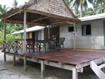 Uepi Island Resort - Solomon Islands Dive Resorts - Dive Discovery Solomon Islands