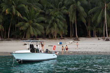 MV Yemaya - Panama Live Aboards - Dive Discovery Panama
