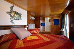 Tui Tai Adventure Cruises