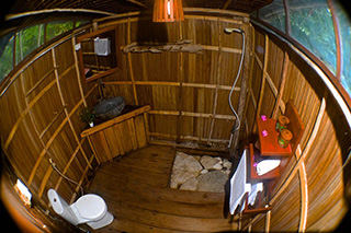 Bathroom - Papuan Cottage - Agusta Eco Resort - Raja Ampat Dive Resort