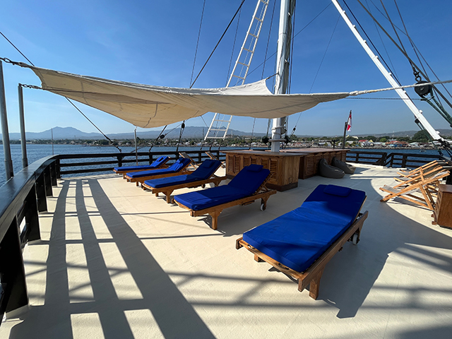 Sun Deck - MSV Amira - Indonesia Liveaboard