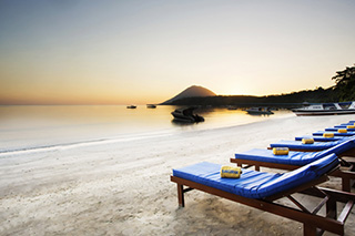 Sunset view - Bastianos Bunaken Resort - Indonesia Dive Resort