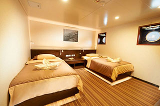 Cabin - Blue Manta - Indonesia Liveaboards - Dive Discovery Indonesia