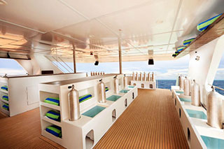 Dive deck - Blue Manta - Indonesia Liveaboards - Dive Discovery Indonesia
