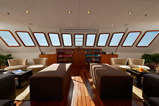 Lounge - Celebrity Xploration - Galapagos Liveaboards - Dive Discovery Galapagos