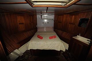 Executive cabin - MV Chertan - PNG Liveaboards