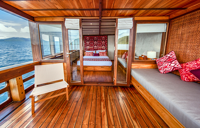 Master Cabin - Coralia Dua - Indonesia Liveaboard