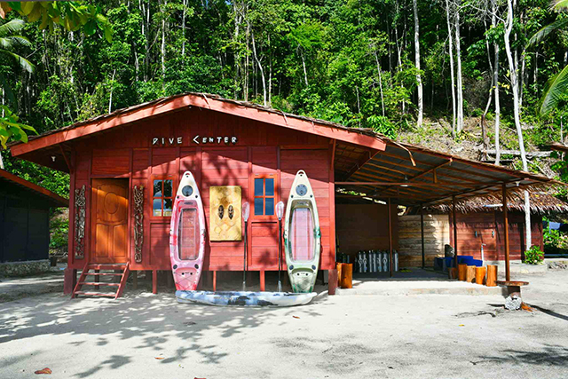 Dive Center - Cove Eco Resort - Raja Ampat Dive Resort