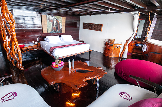 Master Suite Cabin - Dewi Nusantara  - Indonesia Liveaboard