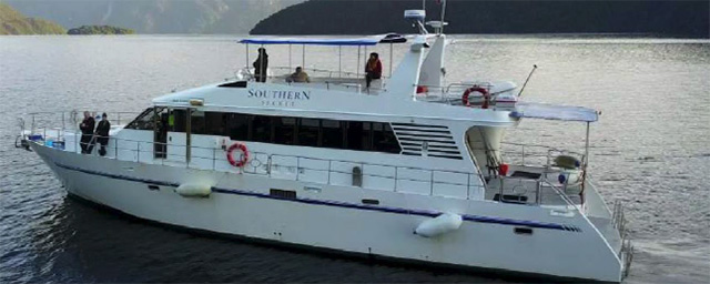 Doubtful Sound Luxury Overnight Cruise