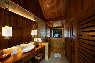 Bathroom - Deluxe Minahasa Bungalow - Gangga Island Resort and Spa - Indonesia Dive Resort