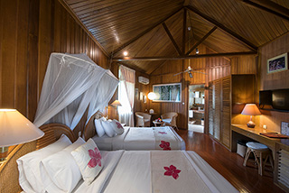 Twin room - Superior Minahasa Bungalow - Gangga Island Resort and Spa - Indonesia Dive Resort