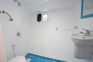Bathroom - MV Grand Sea Explorer - Red Sea Liveaboards