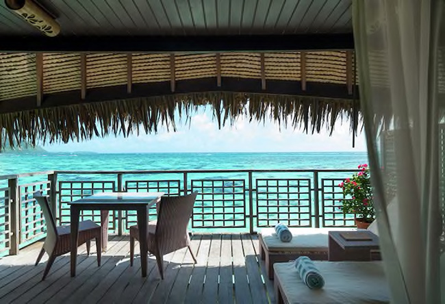 Balcony - King Bungalow With Lagoon View - Hilton Moorea Lagoon Resort & Spa
