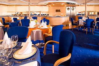 Dining area - La Pinta - Galapagos Liveaboards - Dive Discovery Galapagos