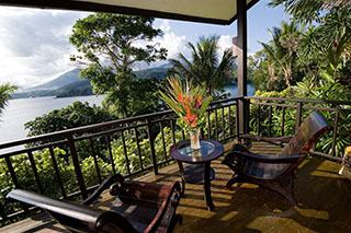 Lembeh Resort - Hillside Luxury Cottage - Balcony