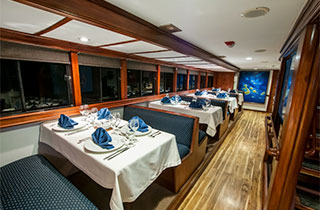 Dining area - M/Y Letty - Galapagos Liveaboards - Dive Discovery Galapagos