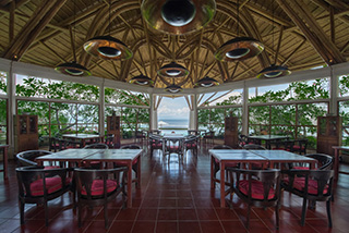 Restaurant - Lotus Bungalows  - Indonesia Dive Resorts