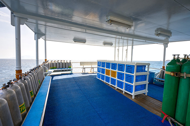 Dive deck - M/Y Resolute - Philippines Liveaboard