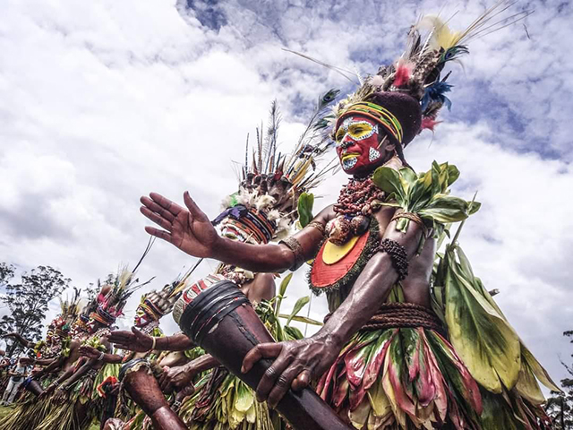 Mt Hagen Women – At the Sipuu-Waa ( Simbu) Cultural Festival