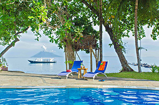 Swimming pool - Murex Manado Resort - Indonesia Dive Resort