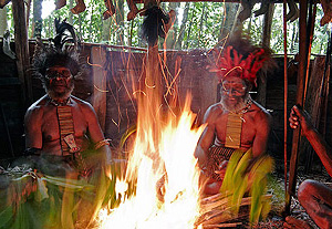 New Guinea Village Experience, 8 Days - Dive Discovery PNG