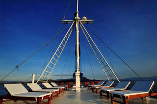 S/Y Philippine Siren - Philippines Liveaboards - Dive Discovery Philippines