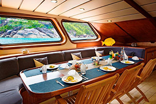 Dinning area - Sea Bird - Seychelles Liveaboard