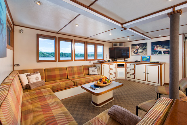 Lounge - MV Sea Hunter - Dominican Republic Liveaboard