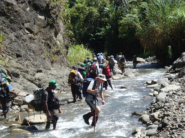 The river - Shaggy Ridge Trek, 9 Days - PNG Land Tours - Dive Discovery PNG