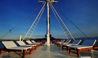 S/Y Truk Siren - Micronesia Liveaboards - Dive Discovery Micronesia