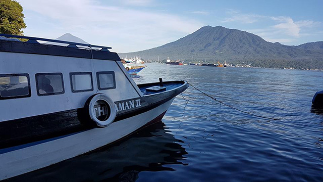 Dive boat - The Aman Lembeh - Indonesia Dive Resorts
