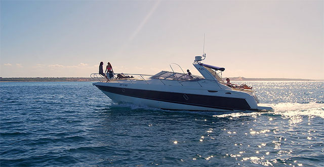 Mayara - power boat